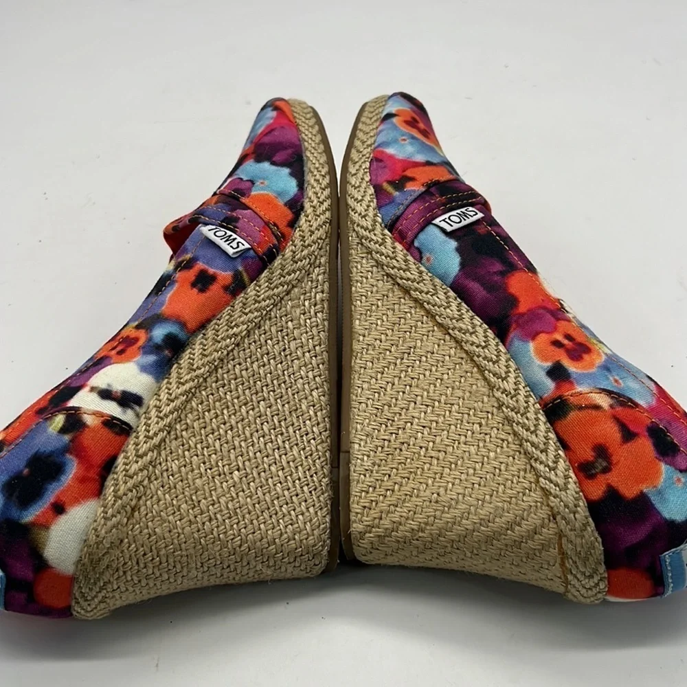TOMS Espadrille Wedge Slip on Shoe with Peep Toe size 9W